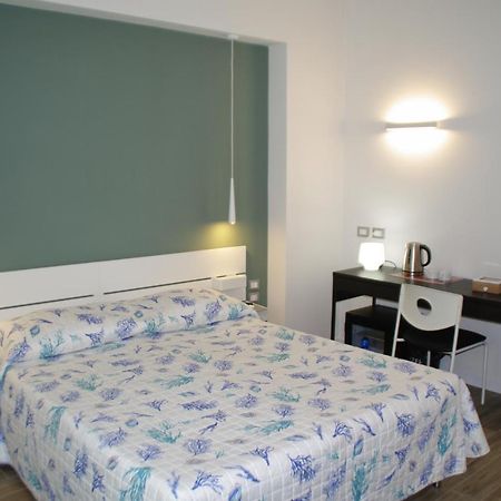 Hotel Travel House à La Spezia Extérieur photo